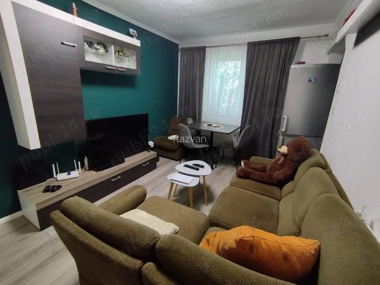 Apartament 3 camere (2 dormitoare, sufragerie, baie si bucatarie) Apartament 3 camere (2 dormitoare, sufragerie, baie si bucatarie)