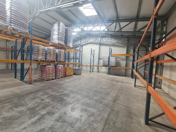 Spațiu industrial, de 600 mp, în Sântion