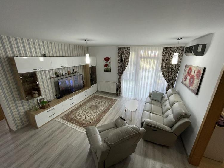 Apartament 3 camere de vanzare - 8