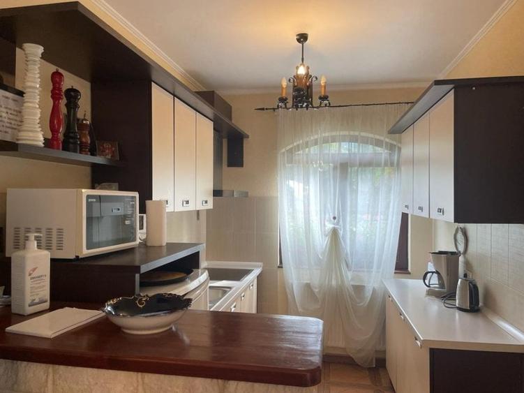 2 Vile de vanzare in Busteni, ce functioneaza si ca pensiune! - 2