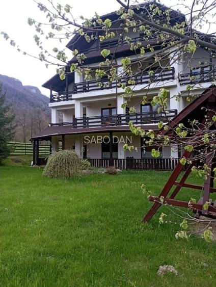 Pensiune-restaurant la cheie în Bran –  arhitectură montană și influențe austrie