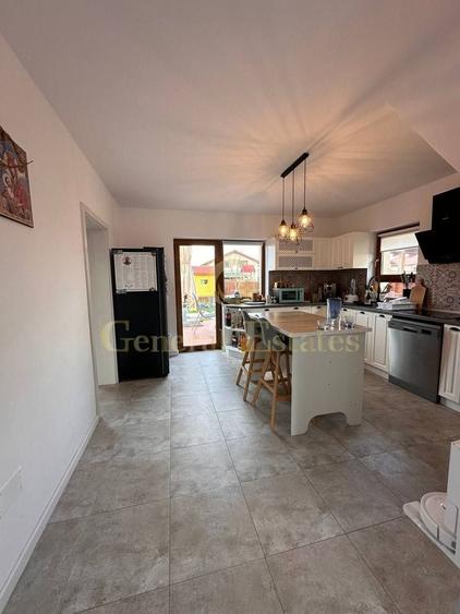 Casă modernă de vânzare în Cristian, Brașov - 9