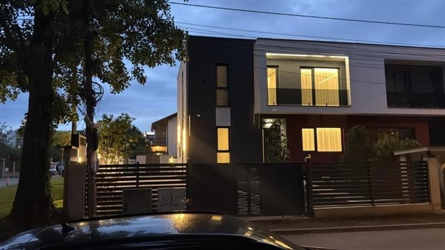 Fara Comision Vila Exclusivista Mobilata - 1