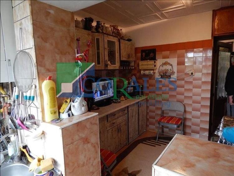 2 bai. Centrala proprie. Boxa. - 7