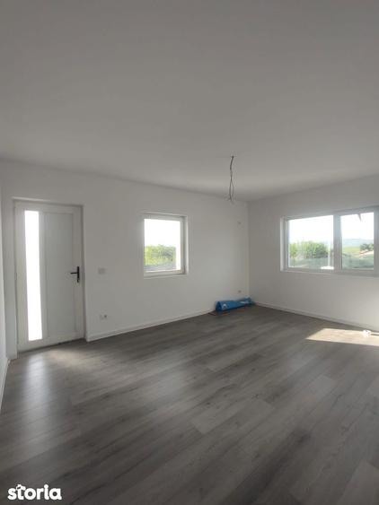 Casa individuala, INACLIRE IN PARDOSEALA, 3 camere, 400 mp teren - 6
