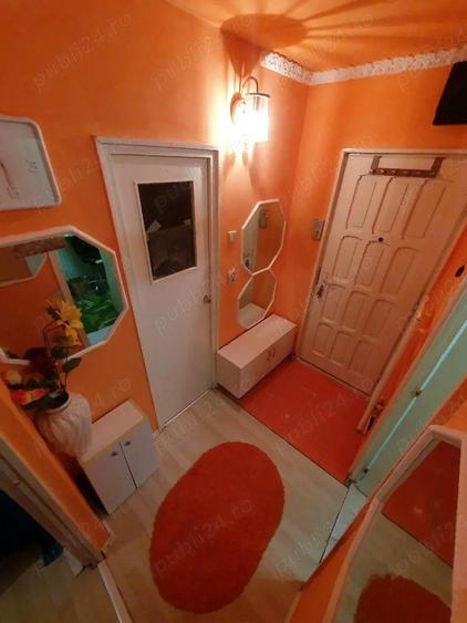 Vand garsoniera ultracentral confort 1 - 3