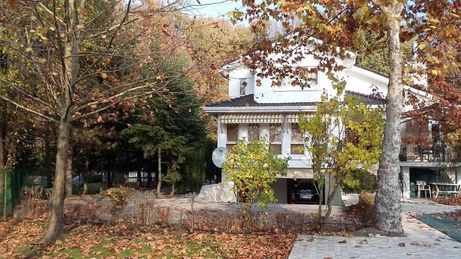 Construita pentru confort. Protejata natural in Snagov - 7