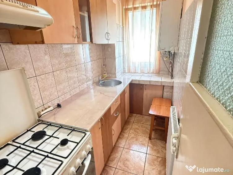 Apartament 2 camere, semidecomandat - zona Florilor - 2