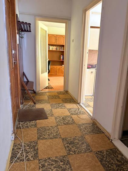 Apartament cu 3 camere decomandat în Vidin-Progresul