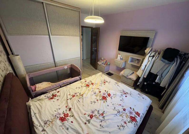 Apartament 3 camere zona Km 4 5 - 3