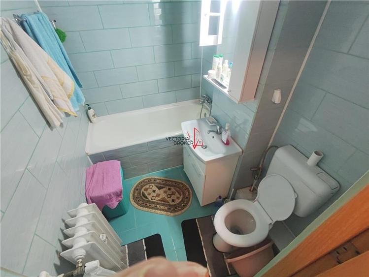 Apartament decomandat la et.2/10, vedere panoramica pe parcul TEI - 15