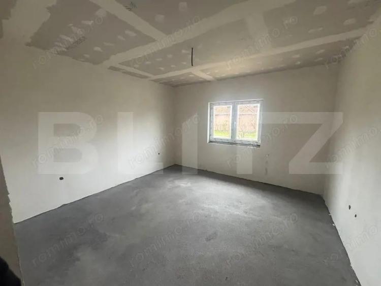 Casa de vanzare ,100mp Lazuri - 4