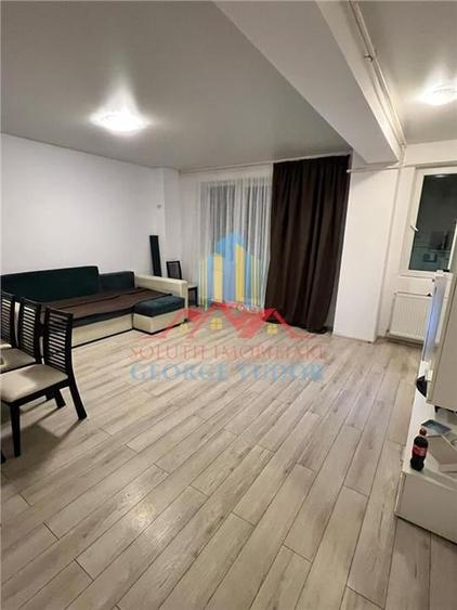 Inchiriere apartament 3 camere Militari Residence - 1