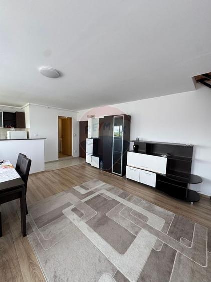 Apartament cu mansarda, 75 mp utili, 3 camere - Strada Muncel - 7