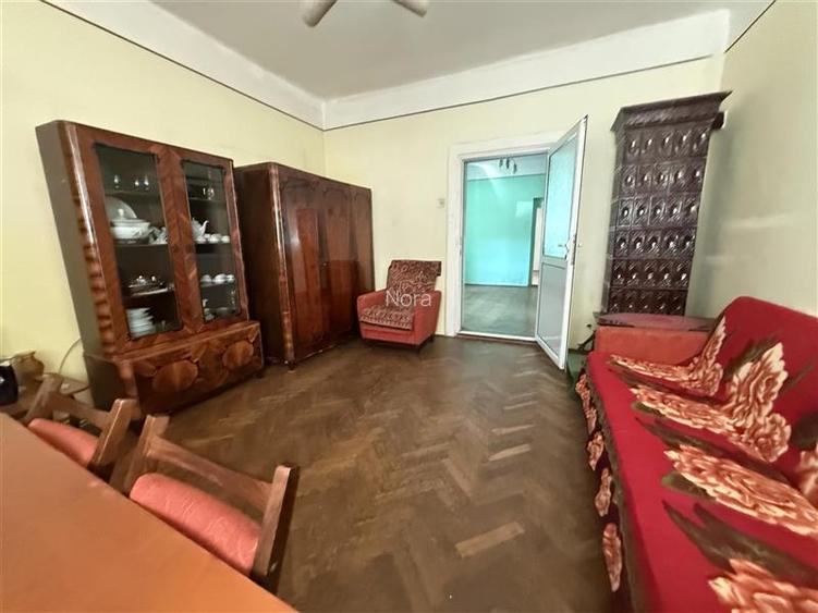 Casa cu 2 intrari pretabila regim hotelier sau  locuit