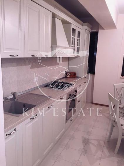 De vanzare apartament 3 camere Faleza Nord - 14