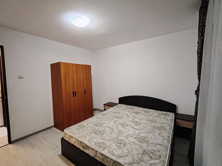 Apartament 3 camere, de inchiriat - 3