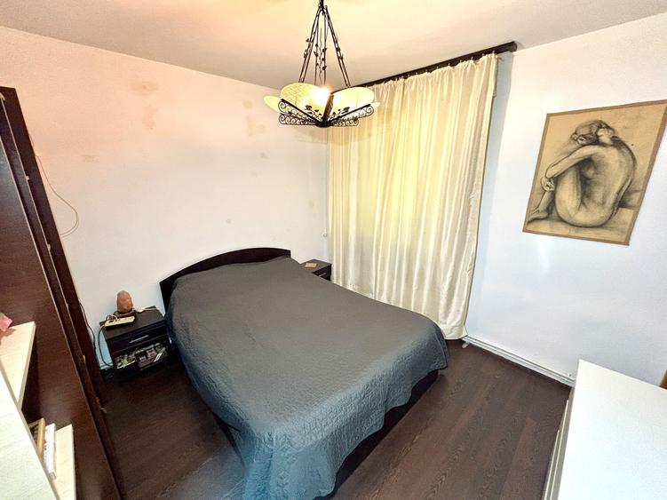 De vânzare apartament cu 3 camere în Sfântu Gheorghe, pe strada Bolyai János! - 5