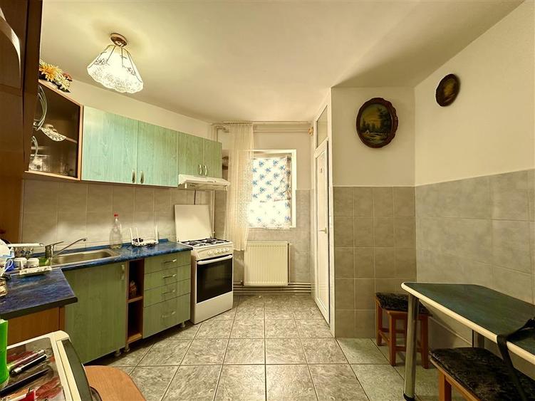 Apartament 2 camere. Zona Micalaca, Arad. - 9
