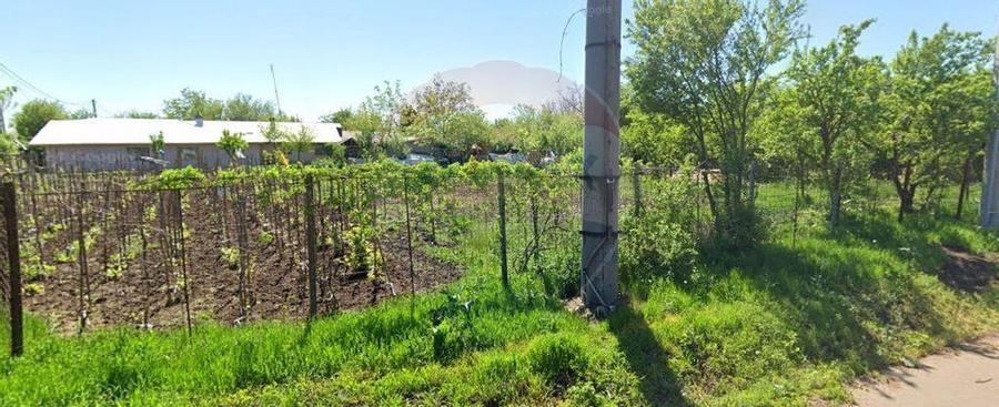 Casa / Vila cu 6 camere de vanzare - 1