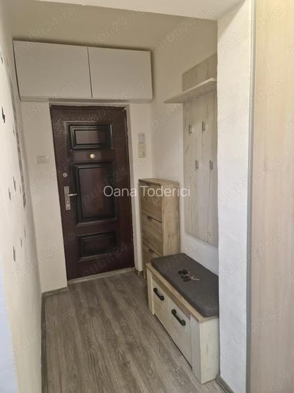 Inchiriez apartament 2 camere Inchiriez apartament 2 camere