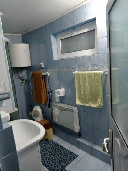 Vand casă cu teren în Moțăieni, DB, la 100 km de București - 8