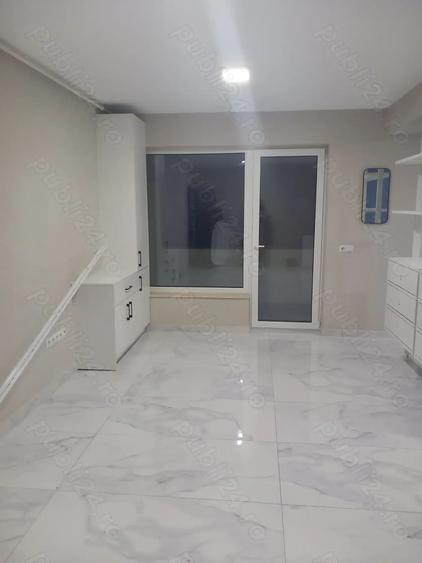 Inchiriez spatiu pt birou - 4