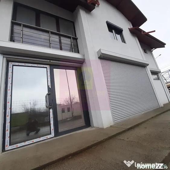 Casă cu 7 camere cu Teren 370 Mp în Cățelu