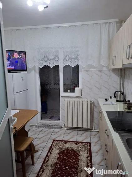 Apartament 2 camere decomadat zona Anda - 4