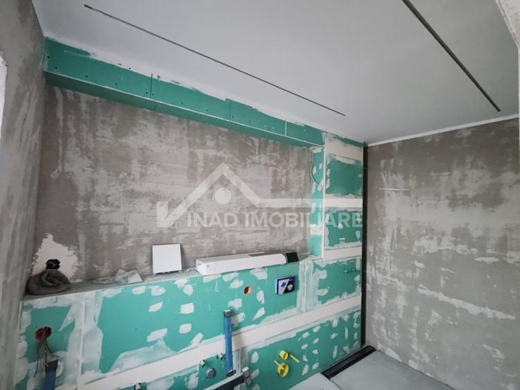 Duplex de vanzare 120mp utili, teren 375mp, curte pavata, semifinisat. - 10