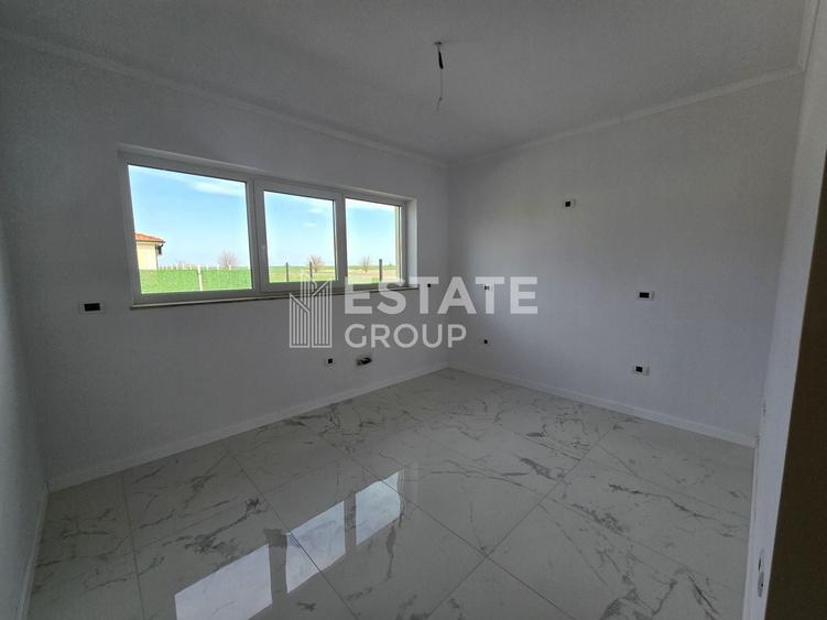 Duplex pe parter cu 4 camere in  Cornesti - 3