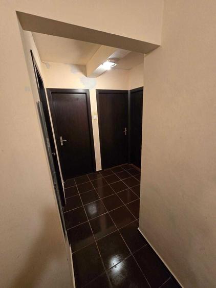 Apartament 2 camere Sector 4, Etaj 2, Anvelopat - 4