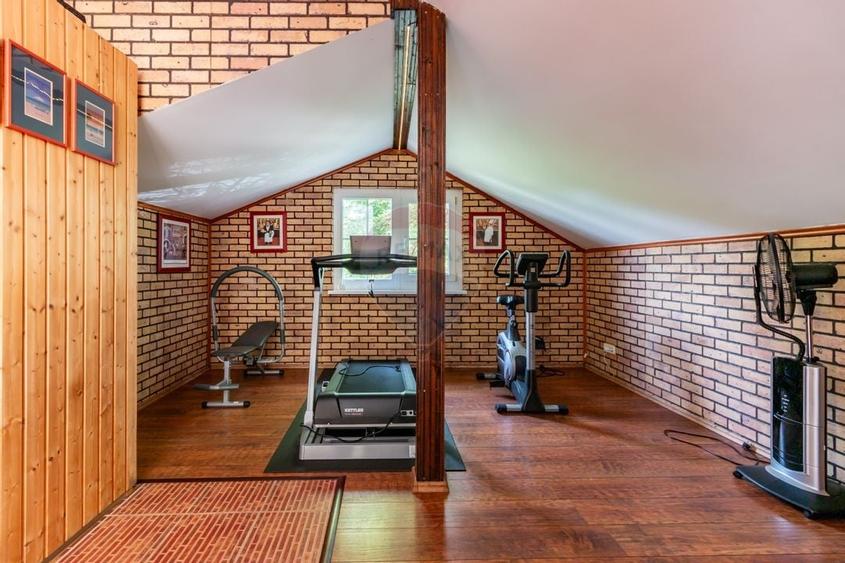 Vila 8 camere si 1.000 mp de teren in Corbeanca - 32