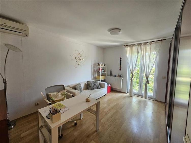 Casuta cu flori si miresme din Pipera situata in ansamblu rezidential securizat, - 16