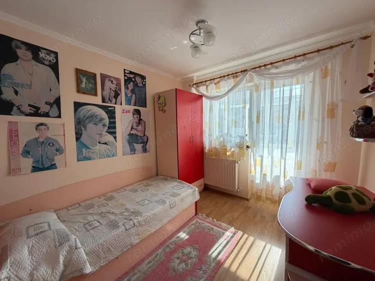 Apartament 4 camere. etj 2, Radauti - 5
