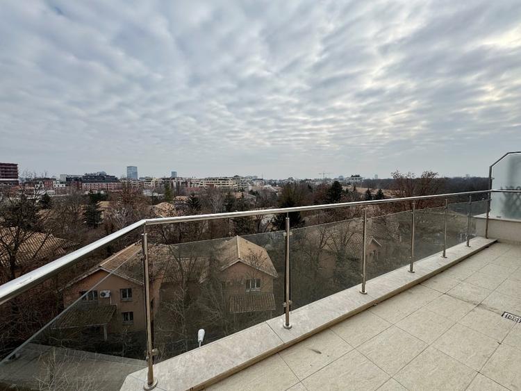 Apartament 3 camere luminos, vedere superba Satul Francez/ Herastrau - 4