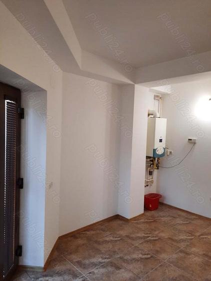 Inchiriez spa?iu birou - 3