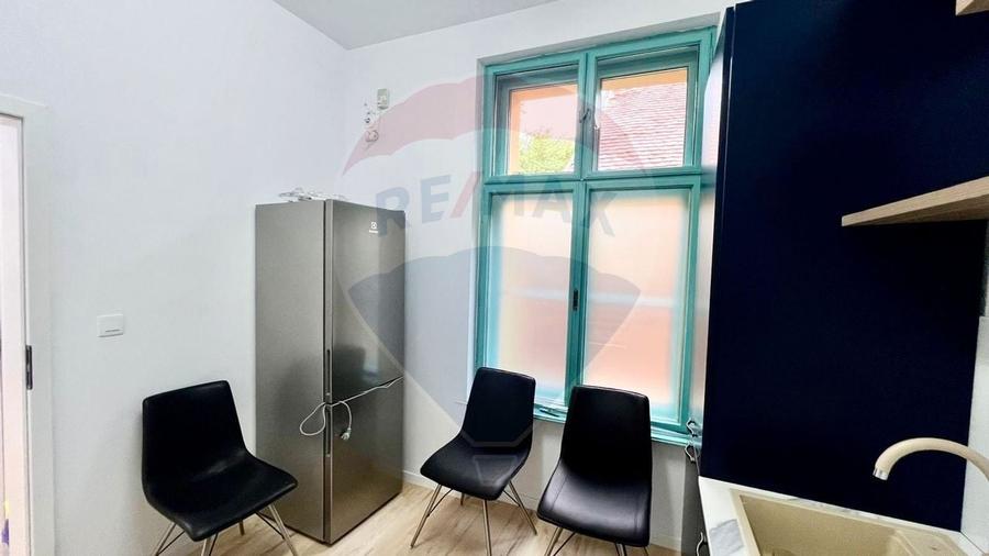 Spatiu de birouri de inchiriat - la casa cu 4 apartamente pe Racovita - 10