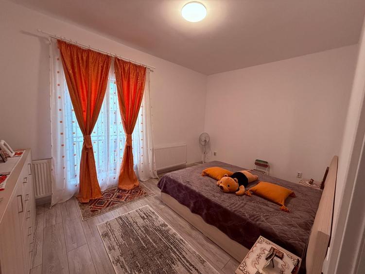 Casă tip insiruită de lux în ansamblul Margelelor – Comision 0 - 3