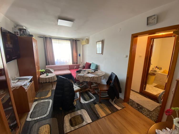 Militari, apart 3 cam  66 mp 1983 - 9