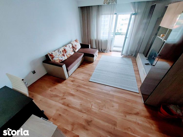 Apartament cu 2 camere decomandat în Plopilor