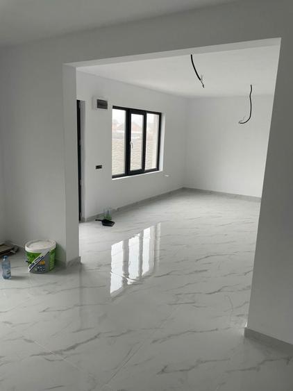Vand Casa Noua,direct proprietar - 8