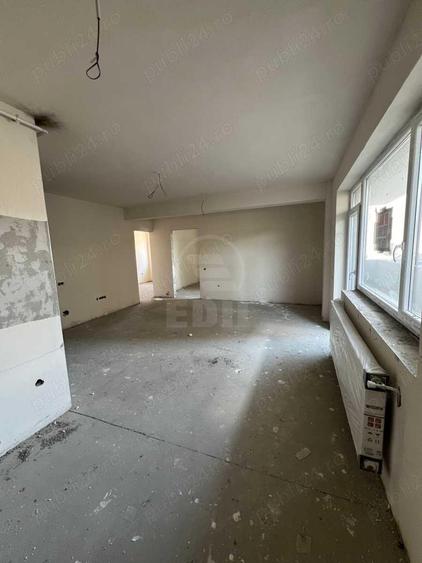 Apartament cu 3 camere, semifinisat, zona Terra, COMISION 0 - 9
