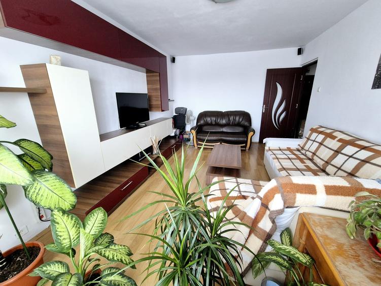 Tomis Nord - Boema - 3 camere decomandate - 10