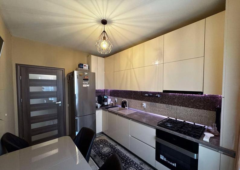 Apartament 3 camere Metalurgiei Cartierul Solar - 4