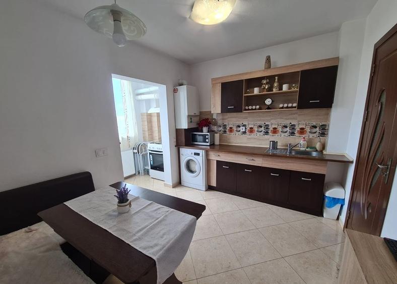 Apartament cu 2 camere, mobilat în Calea Dumbrăvii