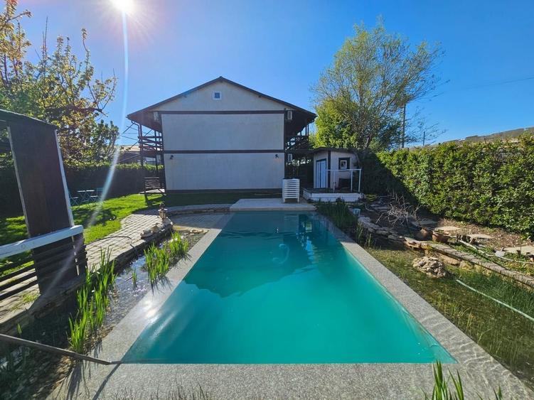 Pensiune de vanzare in Costinesti la doar 0.9 m distanta de plaja - 8