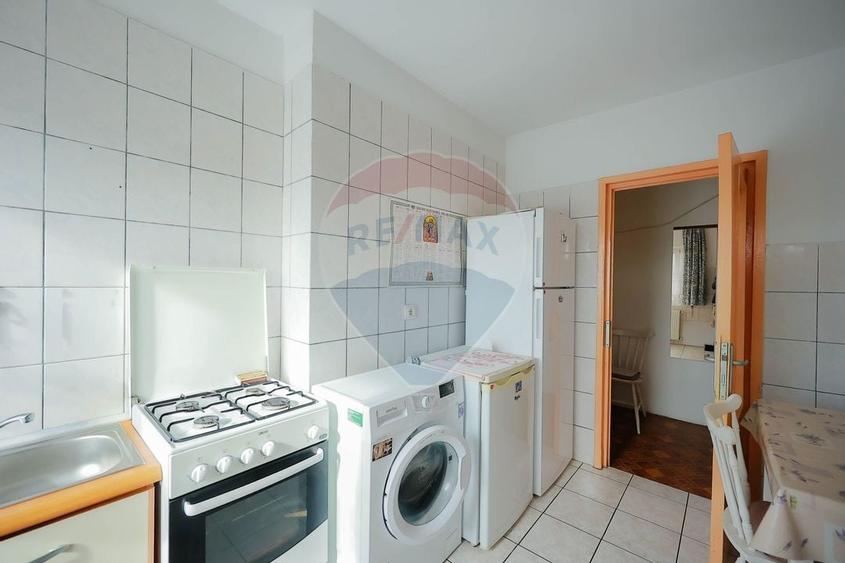 De vanzare apartament cu 2 camere zona Iosia - 6