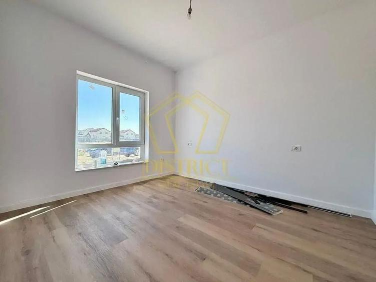 Duplex cu 5 camere, despartit prin camera tehnica I Dumbravita - 1