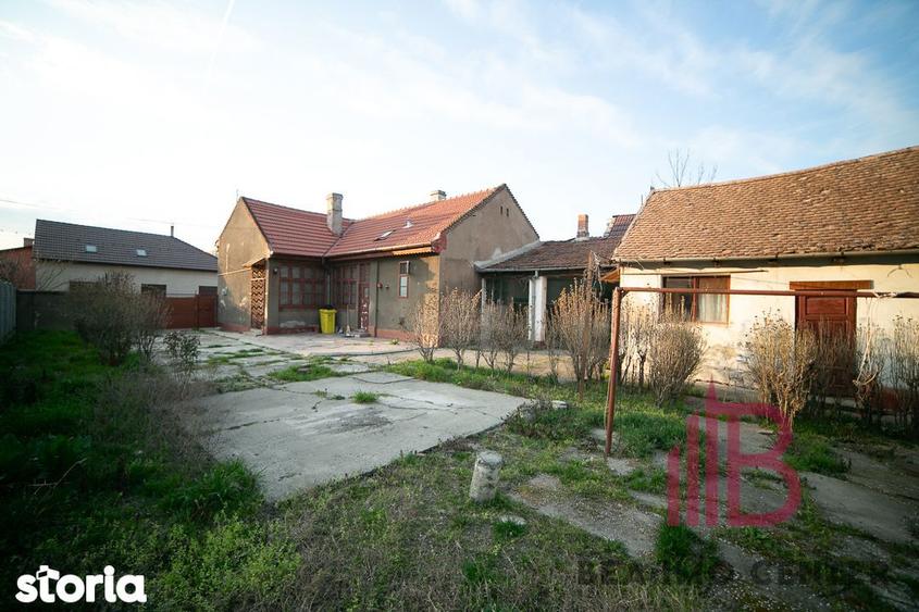 Casa solida pe un singur nivel ?i 1018 mp teren - 5